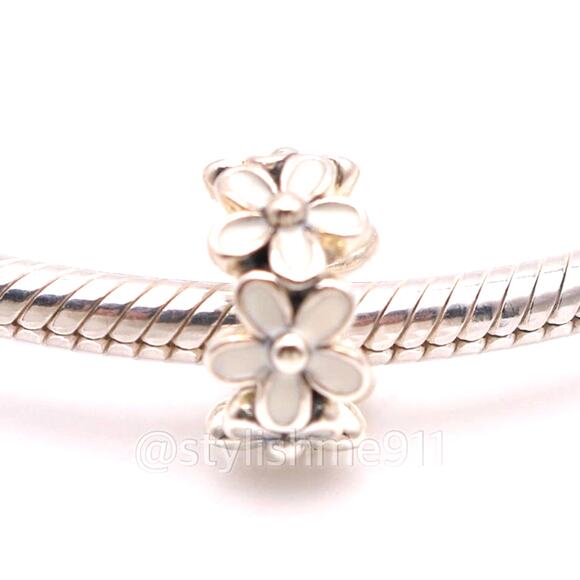 Authentic PANDORA Sterling Silver White Daisy Flower Spacer Charm - Picture 1 of 7